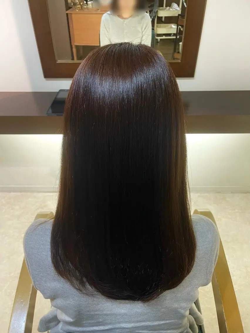 セミロング 縮毛矯正 結衣 髪質改善モデル募集中のヘアスタイル