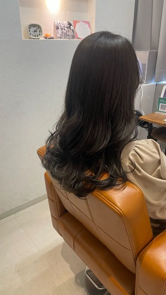 ロング カラー カット ヘアカラー トリートメント 【完全個室】髪質改善 暖色カラー/山崎唯奈のヘアスタイル