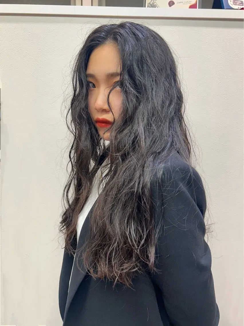 【❤️‍🔥先着5名限定メニュー❤️‍🔥】レディース カット➕パーマ👩🏻‍🦱🌿の写真