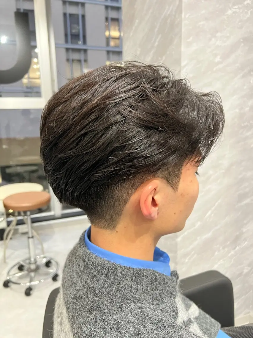 パーマ メンズ メンズパーマ ニュアンスパーマ カット パーマ ulus kobe 藤枝大地のヘアスタイル