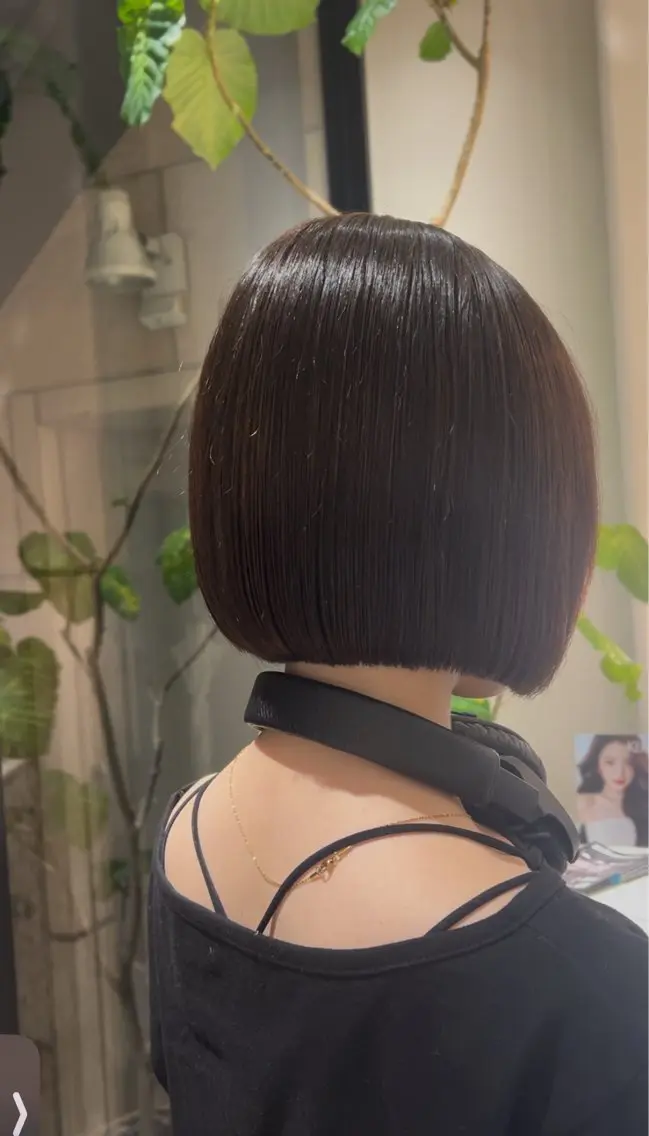 ショート カラー 位田 結実のヘアスタイル
