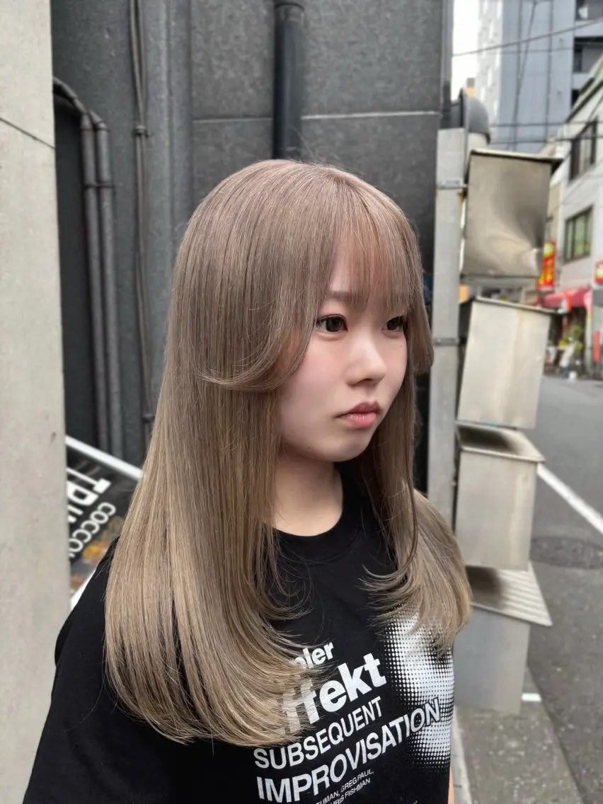 ロング カラー ヘアカラー トリートメント 柔らかgirly/ レイヤー/yuiのヘアスタイル