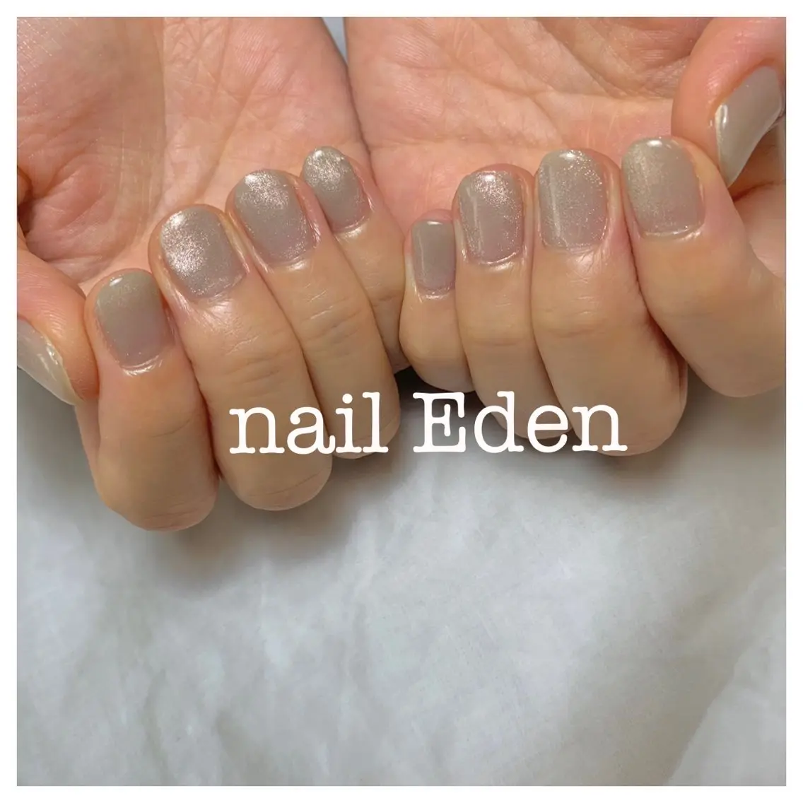 ネイル マグネットネイル オフィスネイル Eden ♾️のネイルデザイン