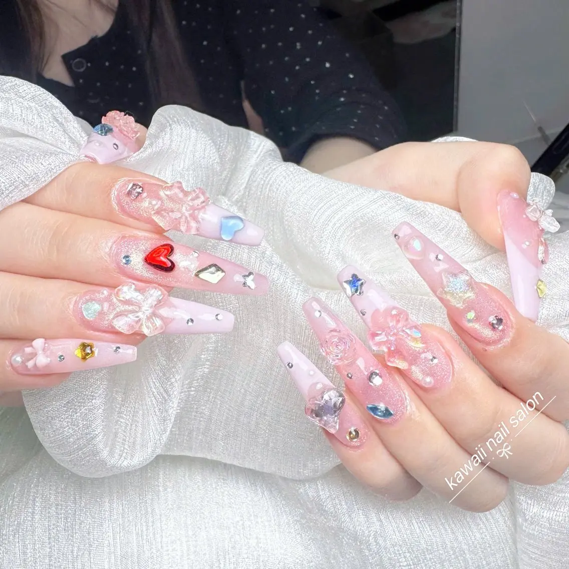 ネイル 長さ出し フレンチネイル ジェルネイル キラキラネイル ロングネイル Hina KawaiiNailのネイルデザイン