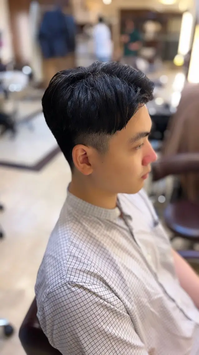 メンズ 片岡 友輝のヘアスタイル