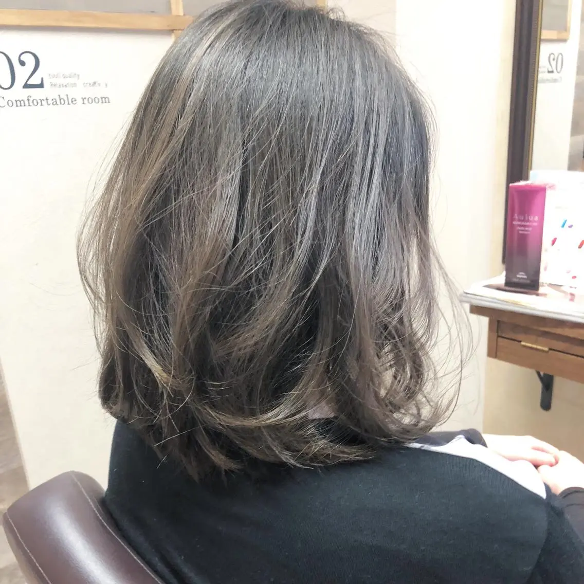 ミディアム カラー パーマ ブリーチ イルミナカラー 髪質改善 トリートメント tuuli トゥーリのヘアスタイル