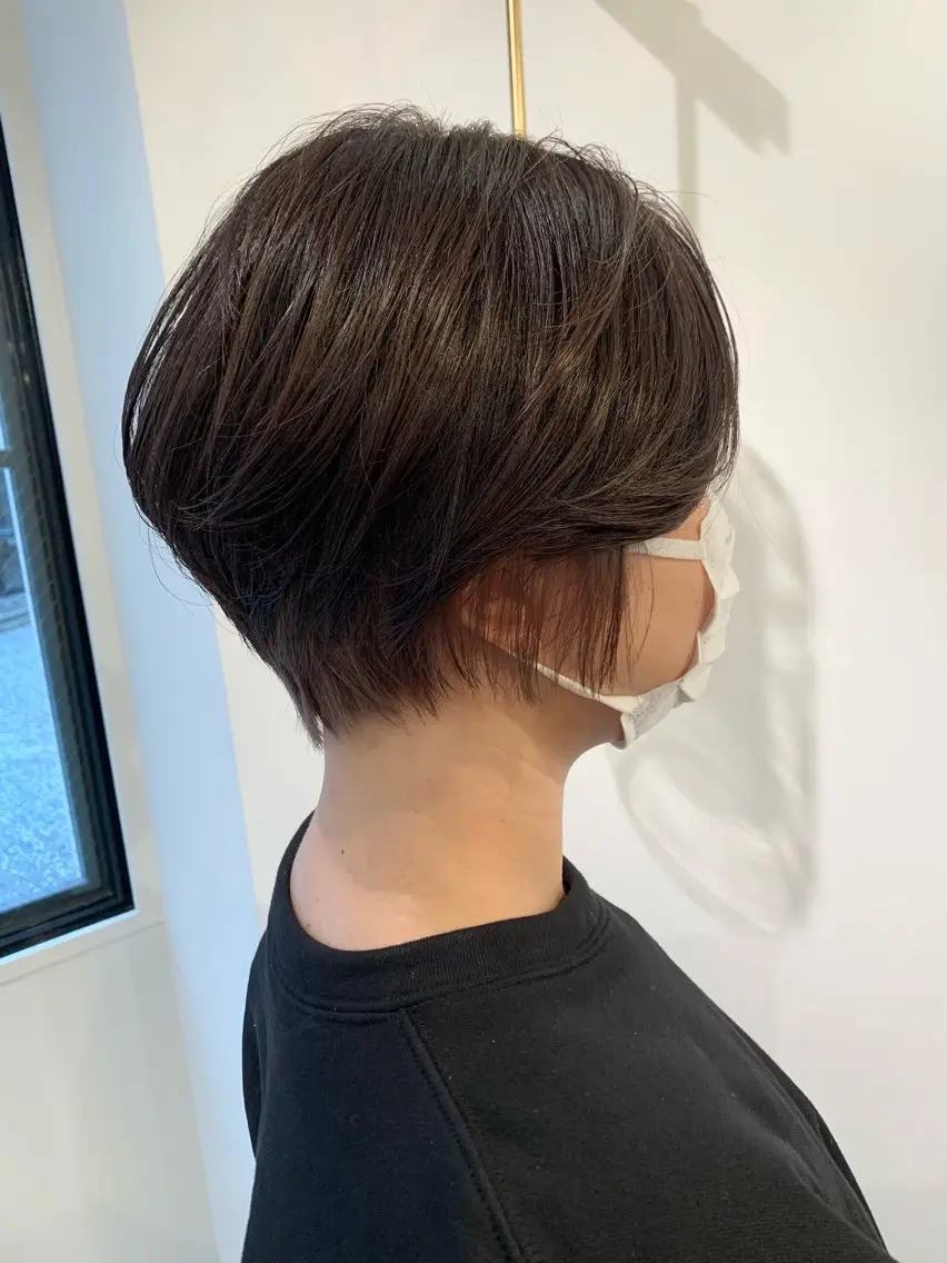 ショート カット ヘアカラー トリートメント 平出 千尋のヘアスタイル