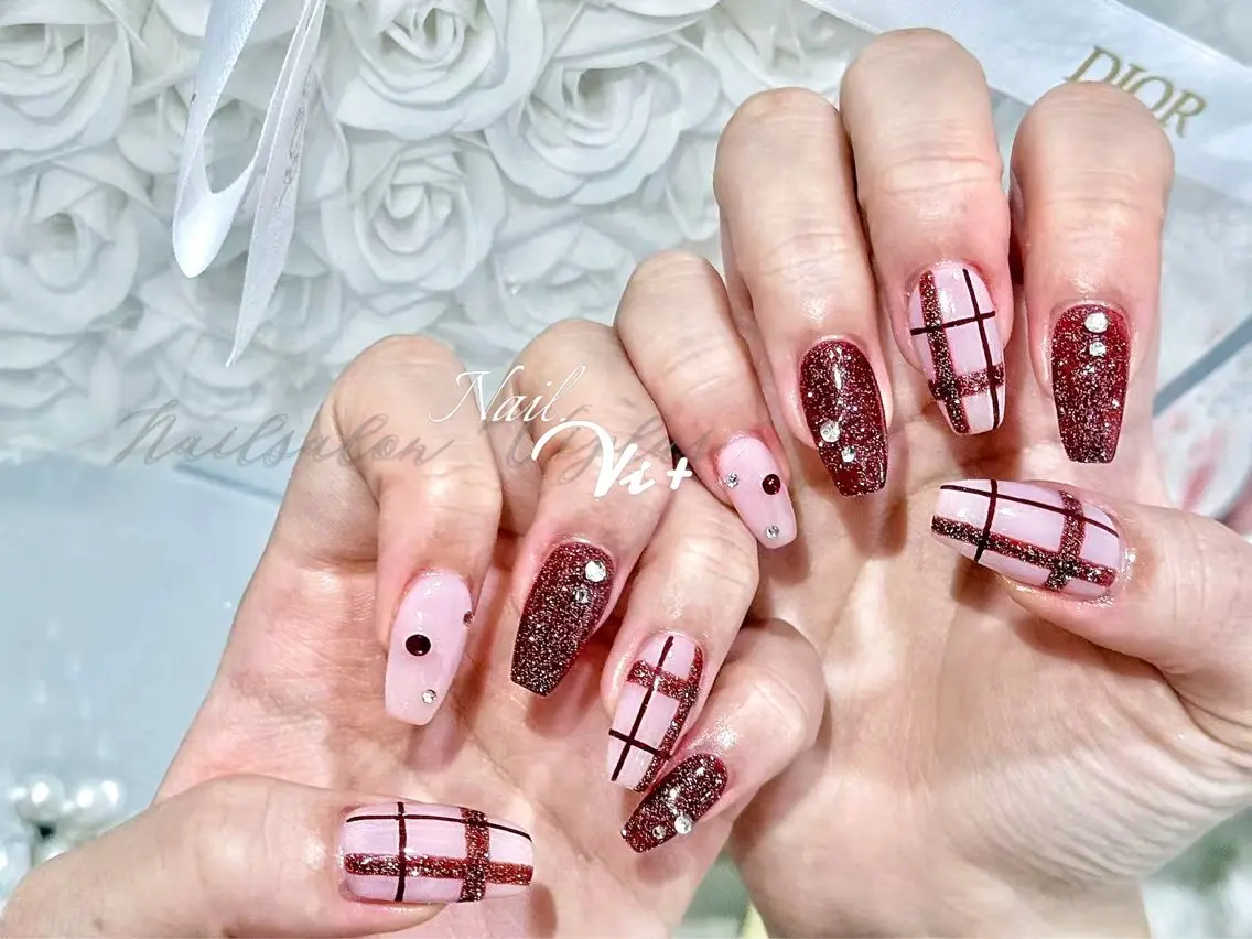 ネイル ハンドネイル ✨Nailsalon Vi+✨のネイルデザイン