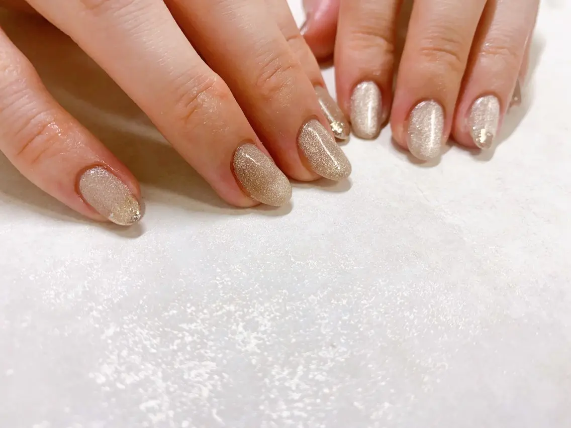 ネイル オーロラネイル フラワーネイル フットネイル フレンチネイル ジェルネイル ハンドネイル mogunail &blowのネイルデザイン