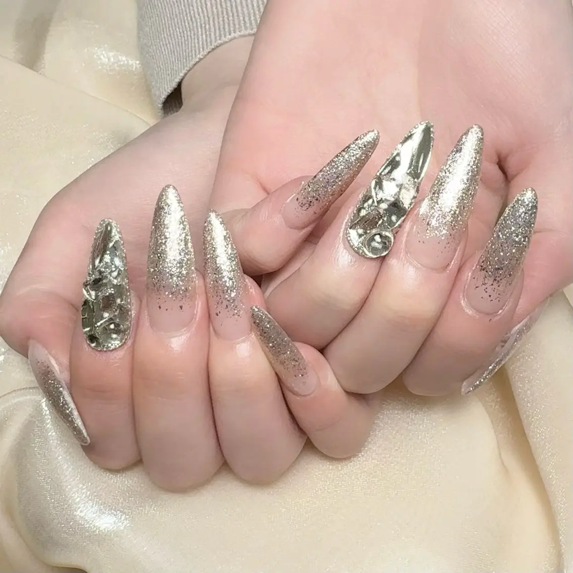 メンズ ネイル メンズ韓国風 アートネイル オーロラネイル ガーリー キラキラネイル ハンドネイル Nail salon 木にいるのネイルデザイン