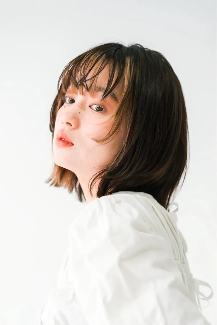 ショート カラー 近藤 若菜のヘアスタイル