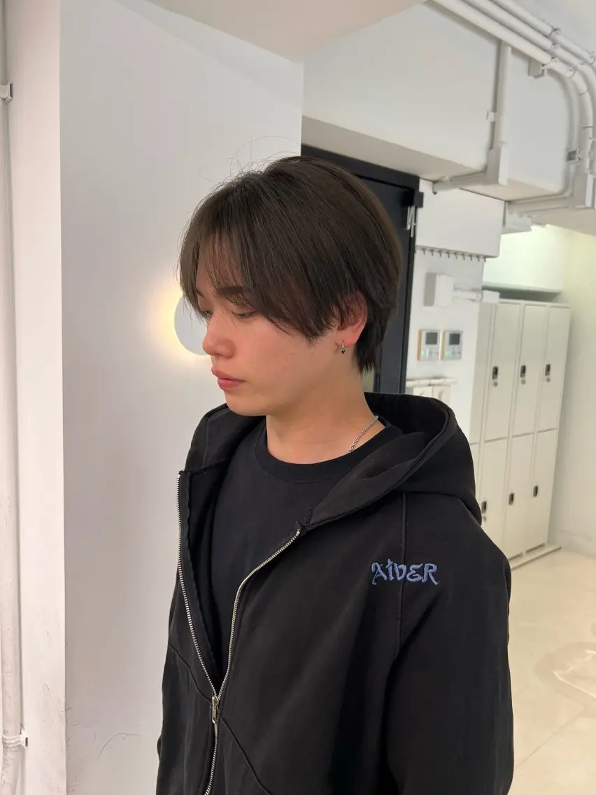 ショート カラー メンズ ヘアカラー トリートメント うるぷるカラー 🤍 Naanoのヘアスタイル