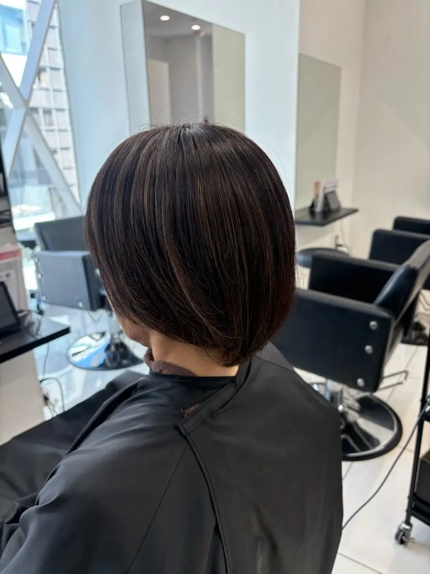 ミディアム ハイライト ヘアカラー バレイヤージュ募集中 ALIVE髙橋賢世のヘアスタイル
