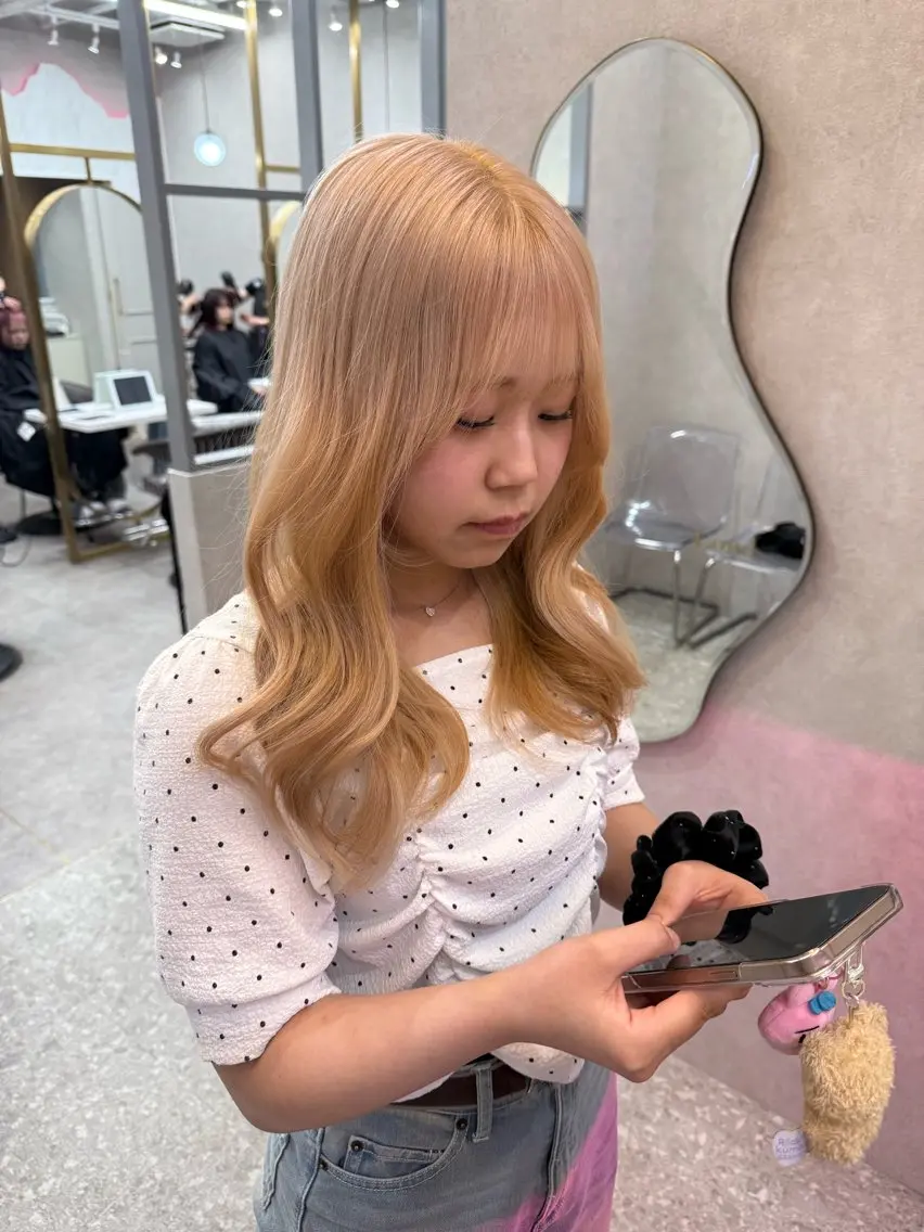 セミロング カラー カット ヘアカラー トリートメント レイヤーダブルカラー KYONのヘアスタイル