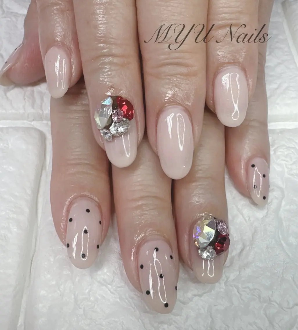 ネイル ジェルネイル 持ち込み パラジェル ニュアンスネイル🌈 MYU Nailsのネイルデザイン