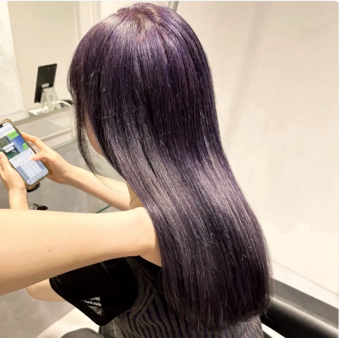 ロング カラー 🫧うる艶トレンド 🫧透明感カラーのヘアスタイル