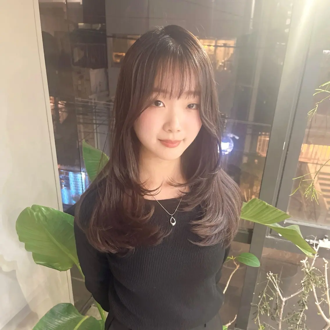 セミロング カット 縮毛矯正 トリートメント 韓国ヘア/ 髪質改善特化谷名勇輝のヘアスタイル