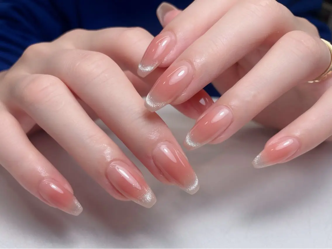 ネイル アートネイル 長さ出し フレンチネイル ジェルネイル ガーリー ハンドネイル 中野駅から2分 MEO NAILのネイルデザイン