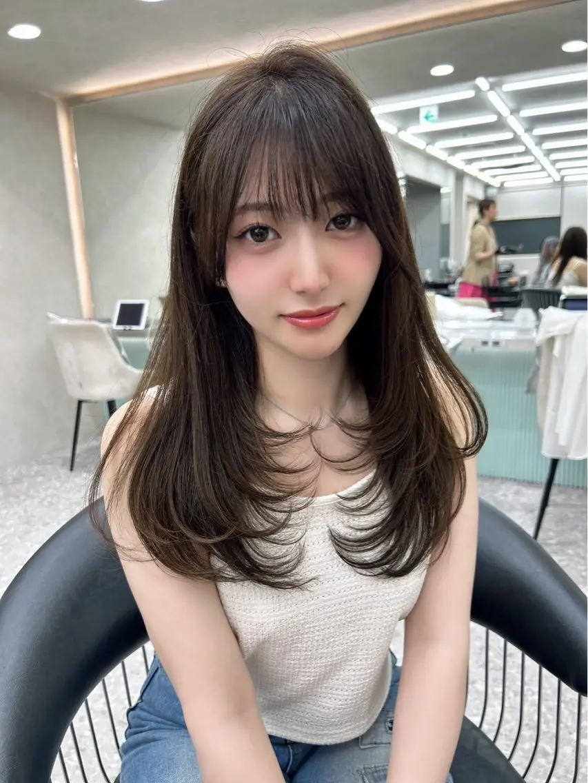 ロング カラー Lond Le'a /ハイトーンカラーのヘアスタイル