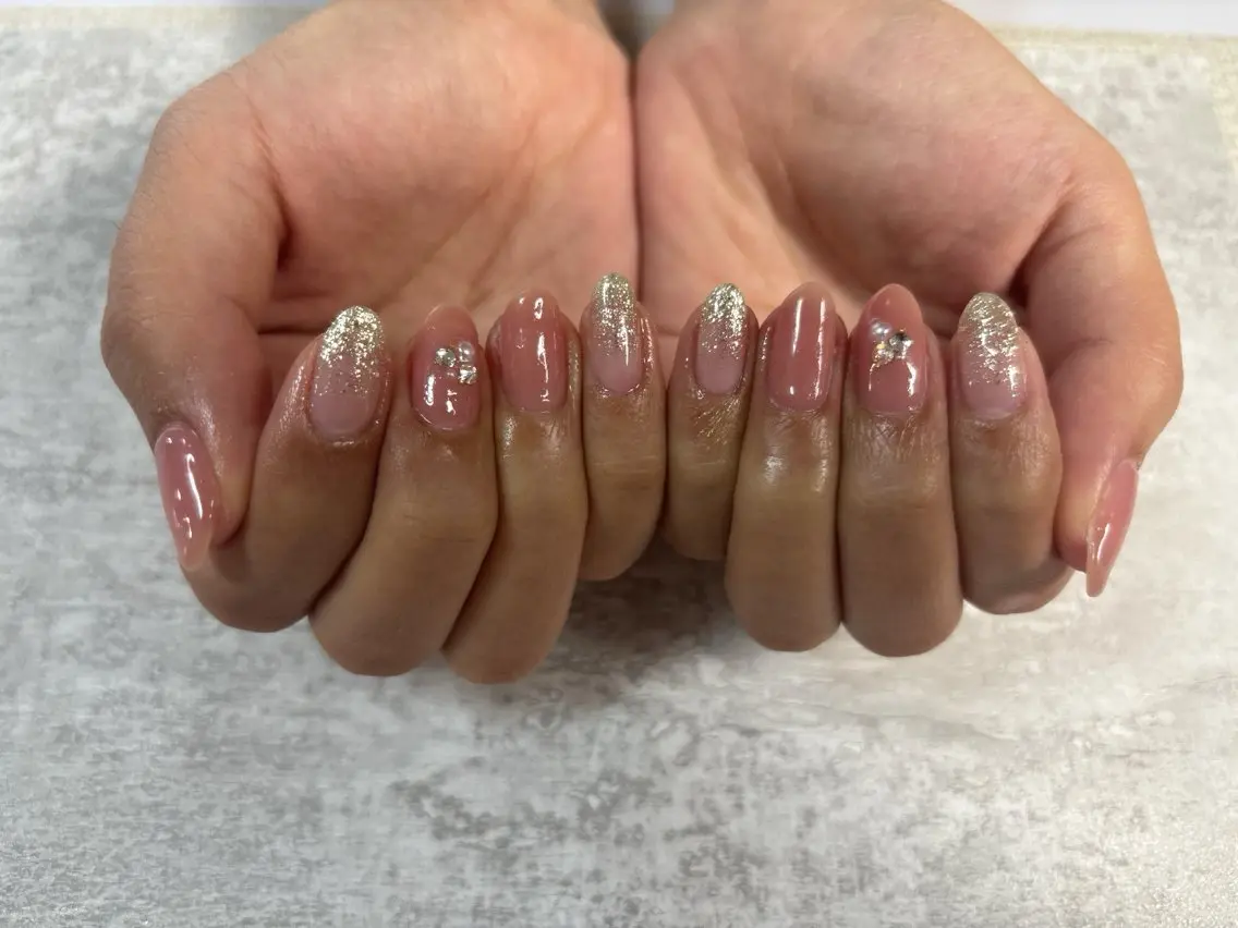 ネイル オーロラネイル ブルー フットネイル フレンチネイル ジェルネイル kiki nail たまプラーザのネイルデザイン