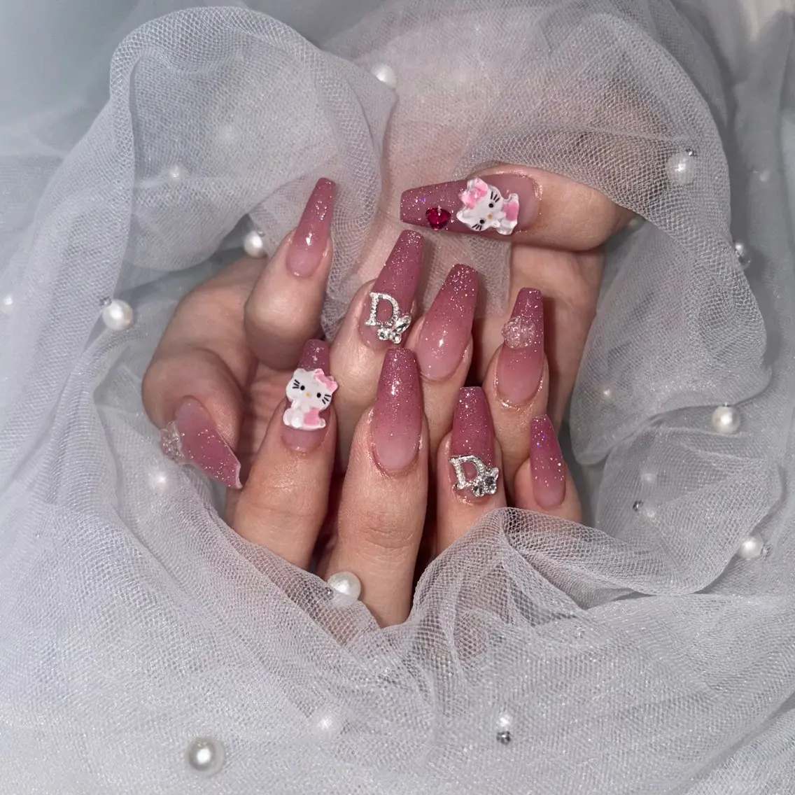 ネイル フラッシュネイル グラデーション ピンク ハンドネイル 🦋 Rina🦋のネイルデザイン