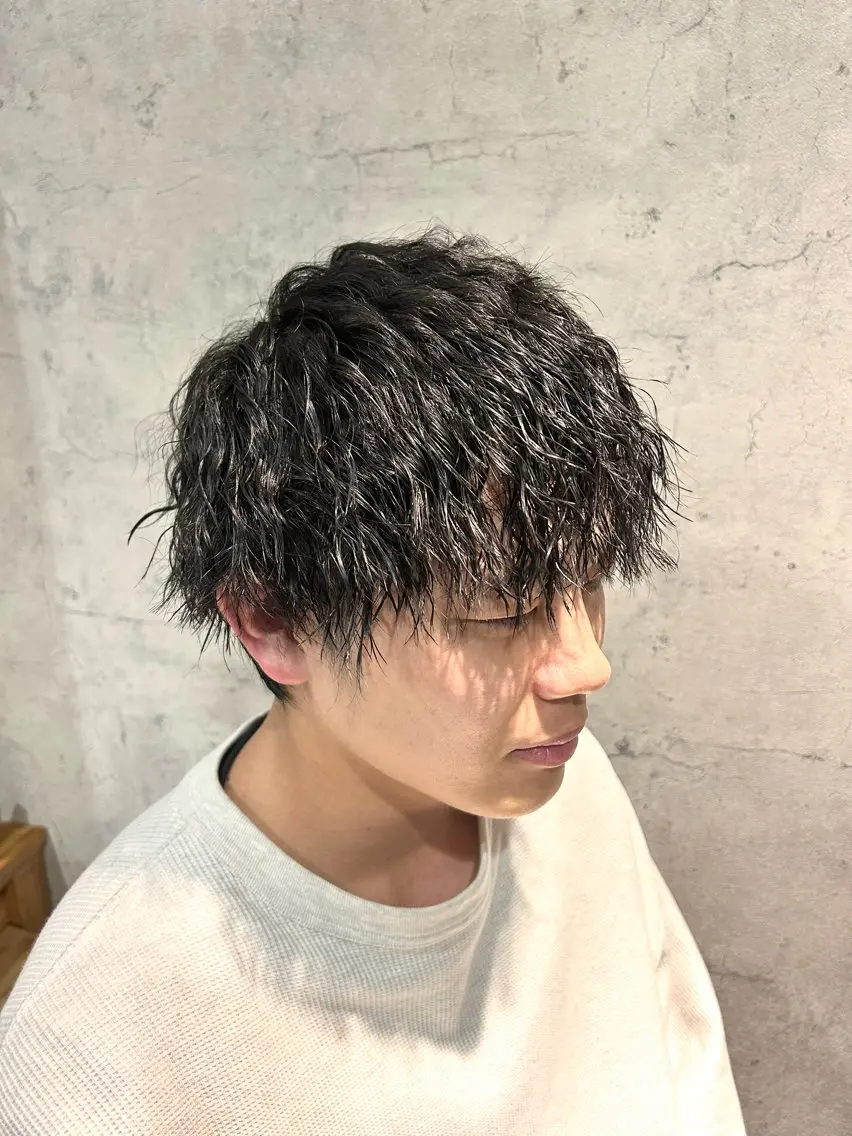 ミディアム パーマ ミディアムパーマ ツイストパーマ カット パーマ パーソナルカラー 診断🍀マリンのヘアスタイル