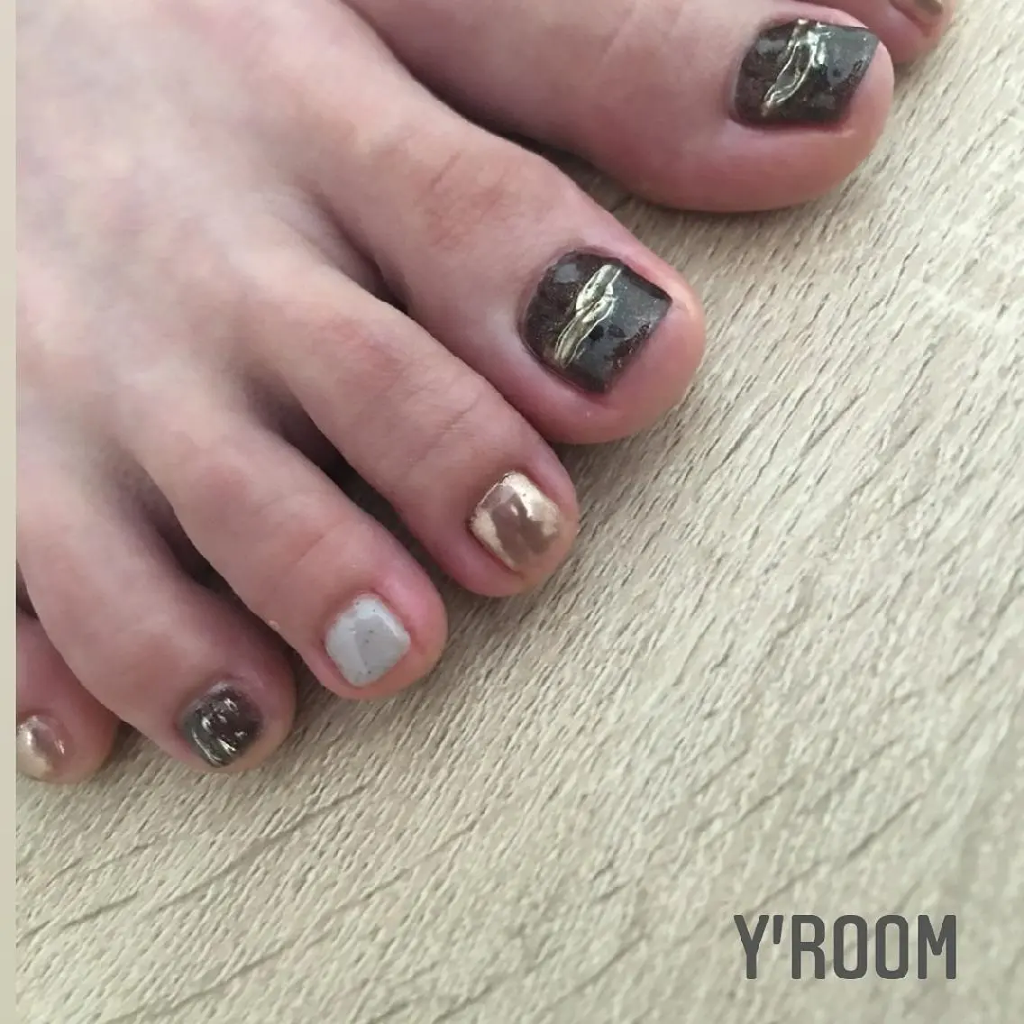 ネイル ジェルネイル ニュアンスネイル ワンカラーネイル パラジェル 夏ネイル YUKA （ネイリスト）のネイルデザイン