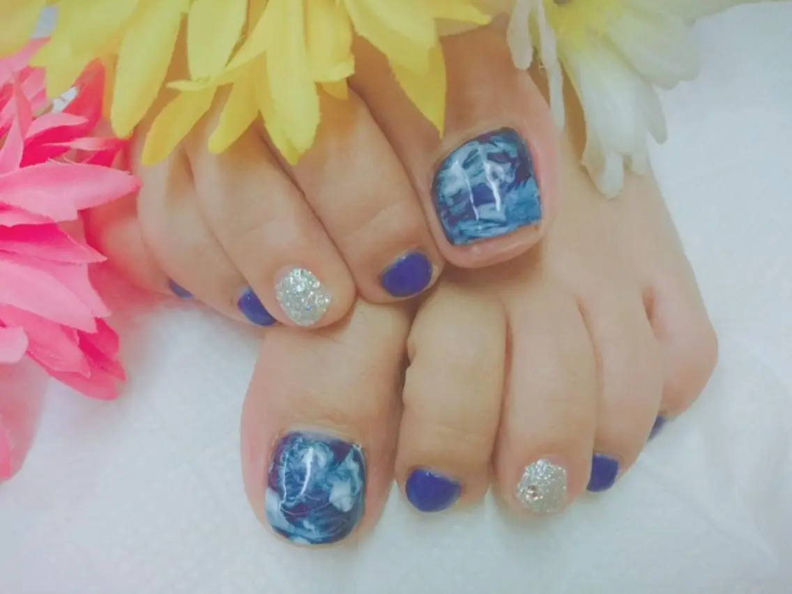 ネイル ラメ(グリッター) 大理石ネイル(マーブル) プライベートサロン Rosy Lilyのネイルデザイン