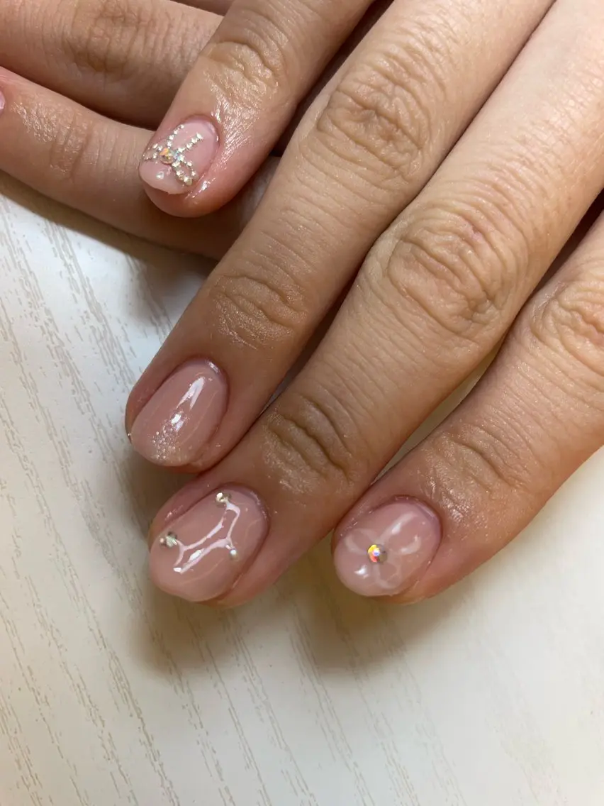 ネイル 持ち込み リボン eptu nailのネイルデザイン