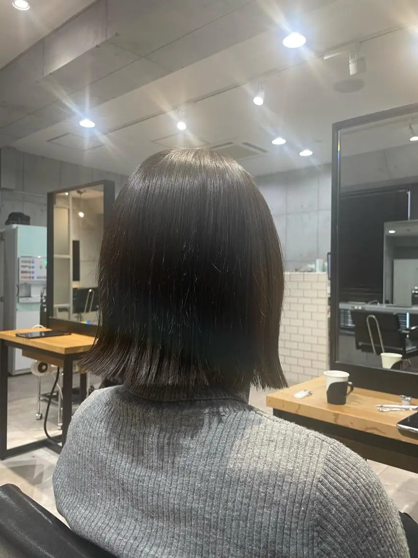 🧴オリジナルオイルをプレゼント✨透け感カラー ＋TOKIO &髪質改善トリ＋カット🙂＃hacoオイル＃くすみカラーの写真