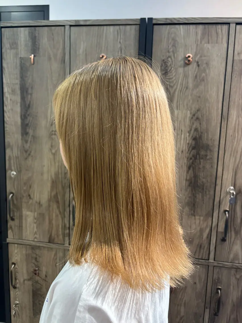 ミディアム カラー ✨髪質改善カラー✨ ストレート☔脇田のヘアスタイル