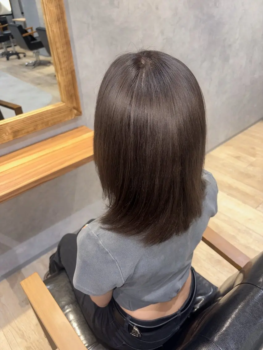ミディアム カラー Lynn Moana Renのヘアスタイル