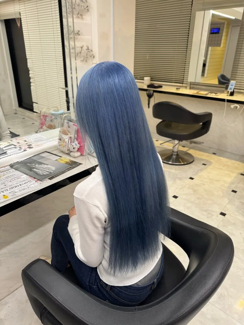 ロング カラー ブリーチ ケアブリーチ ロング ヘアカラー 🥀レイヤー×ハイト ーントレンドヘア🥀のヘアスタイル