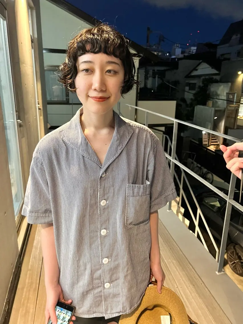 ショート パーマ くせ毛 オン眉 カット パーマ sakoda shunkiのヘアスタイル