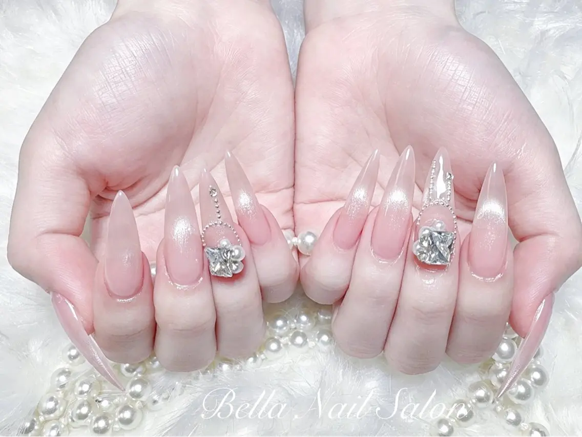 ネイル ハンドネイル Bella Nail Salonパラジェルのネイルデザイン