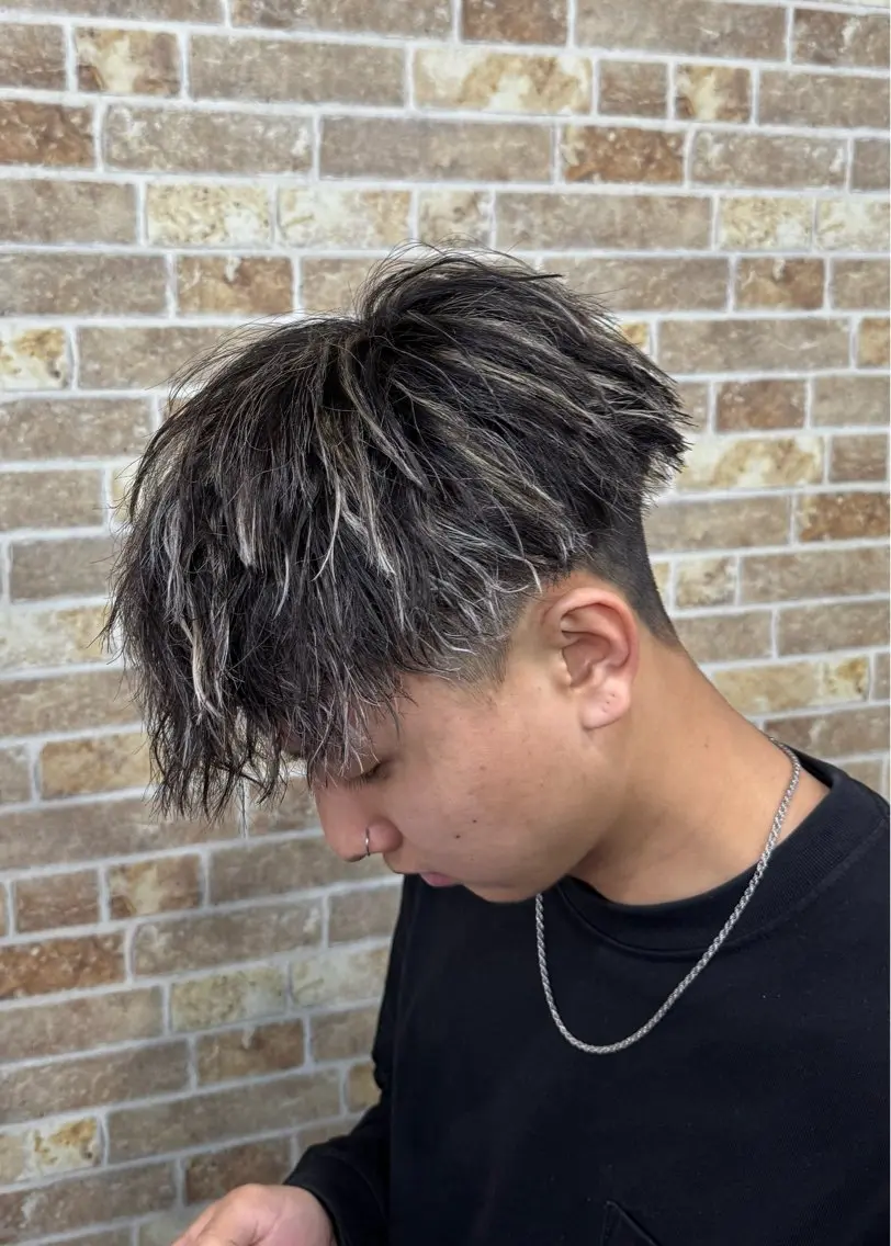 カラー パーマ メンズ カット ヘアカラー パーマ トリートメント ヘアセット メンズパーマ特化 店長望月謙二郎のヘアスタイル