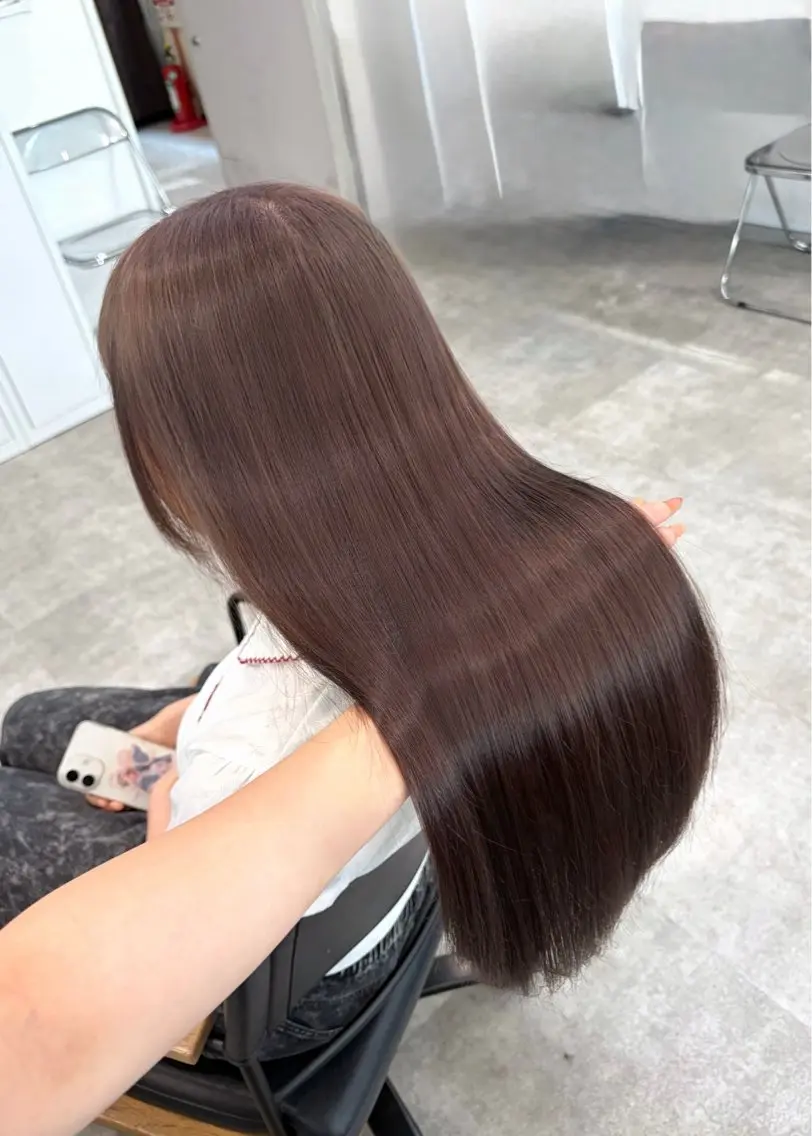 ロング カラー グレージュ カット ヘアカラー トリートメント ブリーチ/ベージュ /レイヤー/ひよりのヘアスタイル