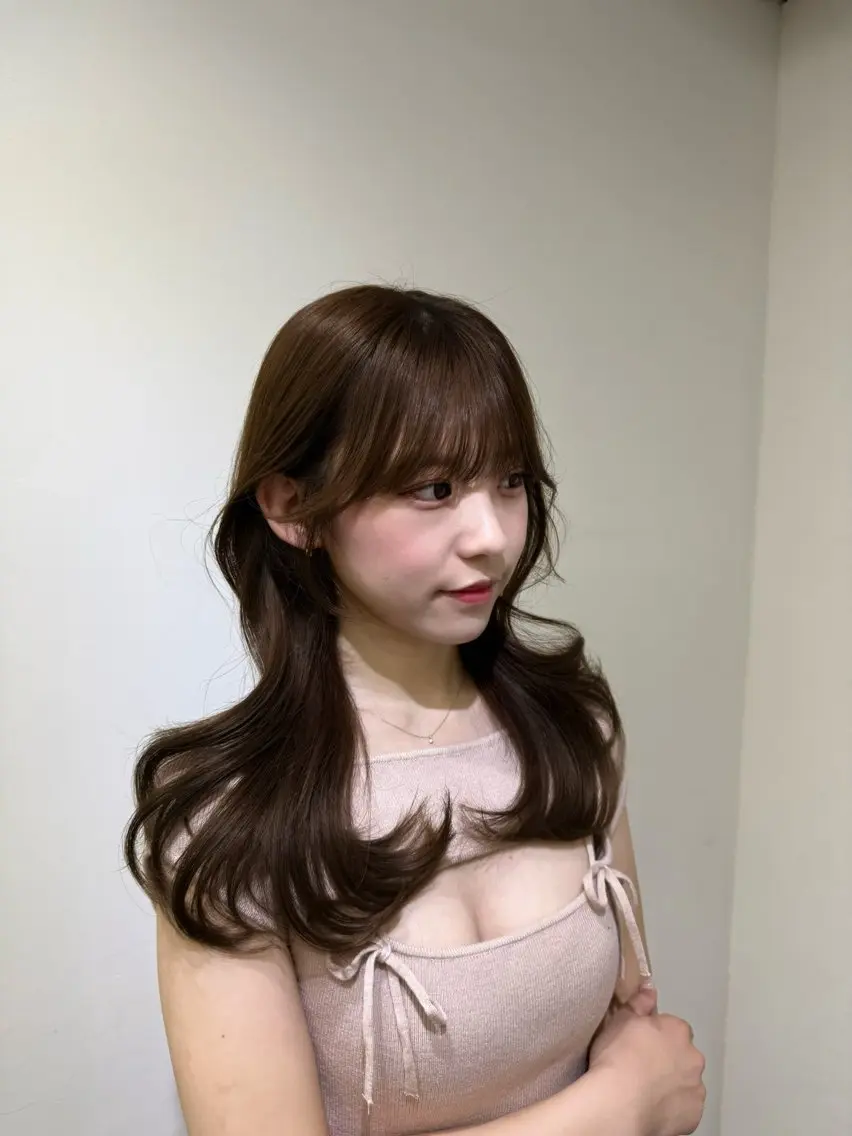 セミロング カラー ミディアムレイヤー 添田晃基のヘアスタイル