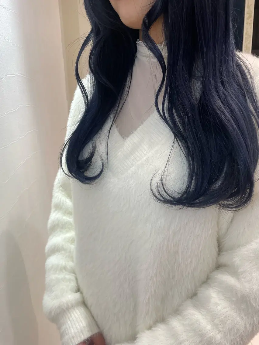 カラー ブリーチ ネイビーカラー 松原香乃 撮影モデル募集のヘアスタイル