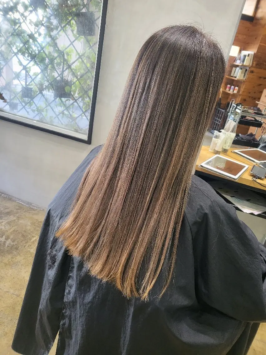 ロング カット ヘアカラー Le Lien カジのヘアスタイル