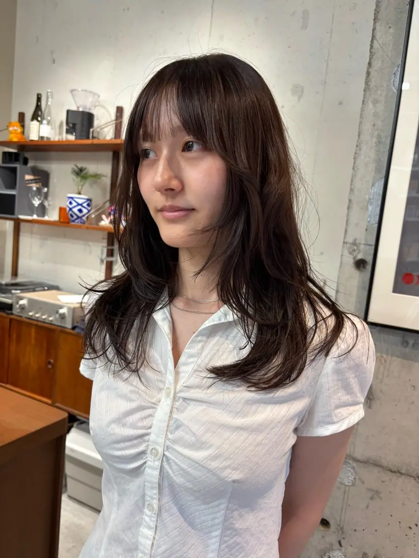 セミロング レイヤーカット 永田 愛莉のヘアスタイル