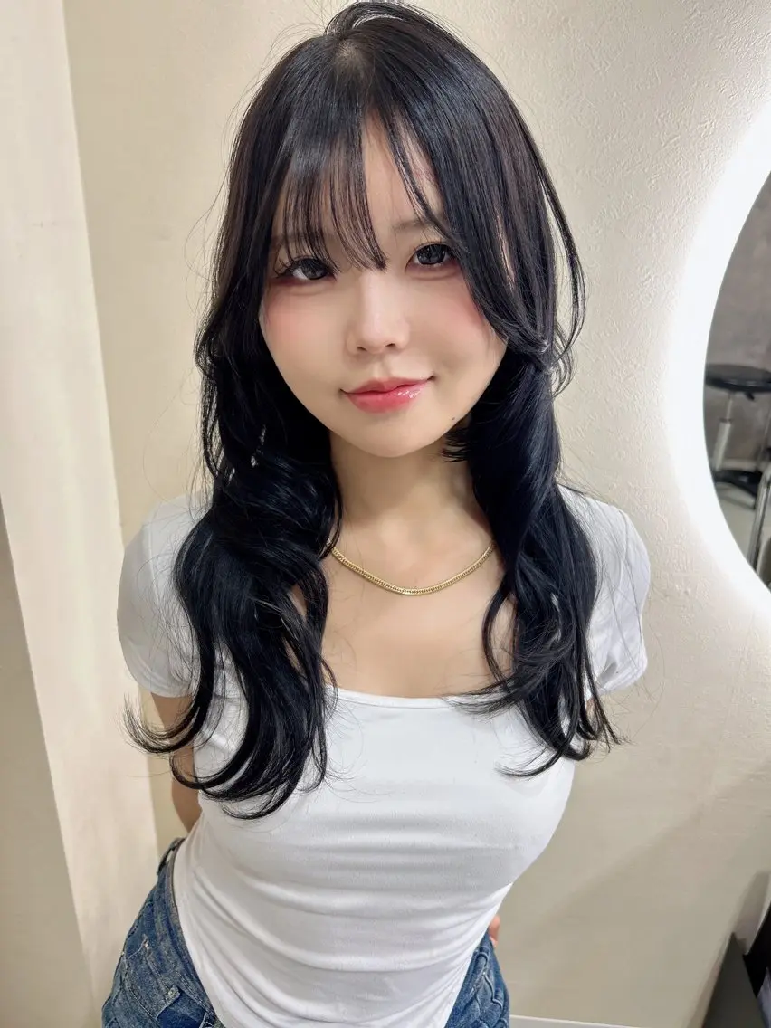 ロング ヘアカラー 🦋髪質改善🦋 眞井琴美のヘアスタイル