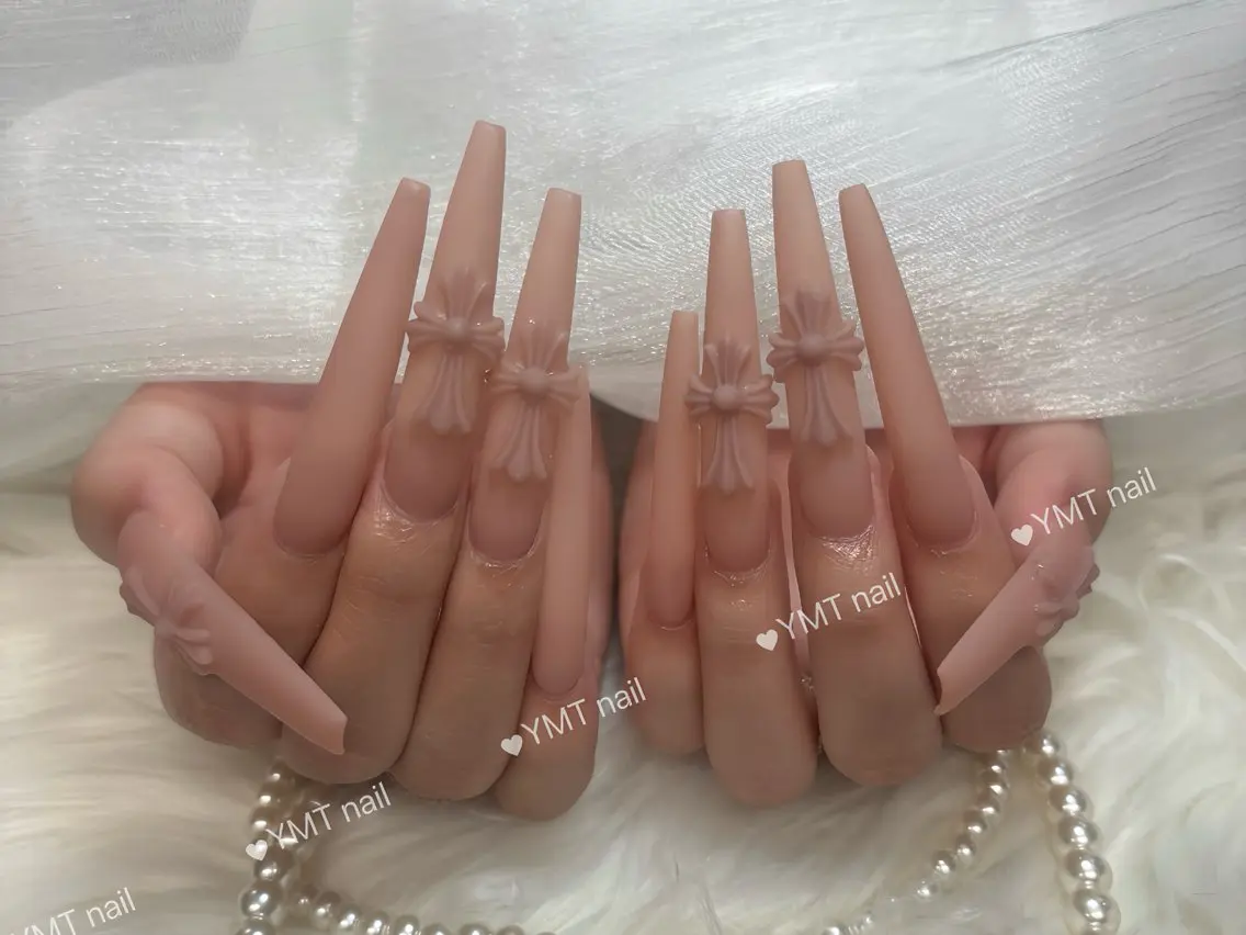ネイル 長さ出し フットネイル ジェルネイル 韓国ネイル マグネットネイル ハンドネイル YMT NailStudioのネイルデザイン