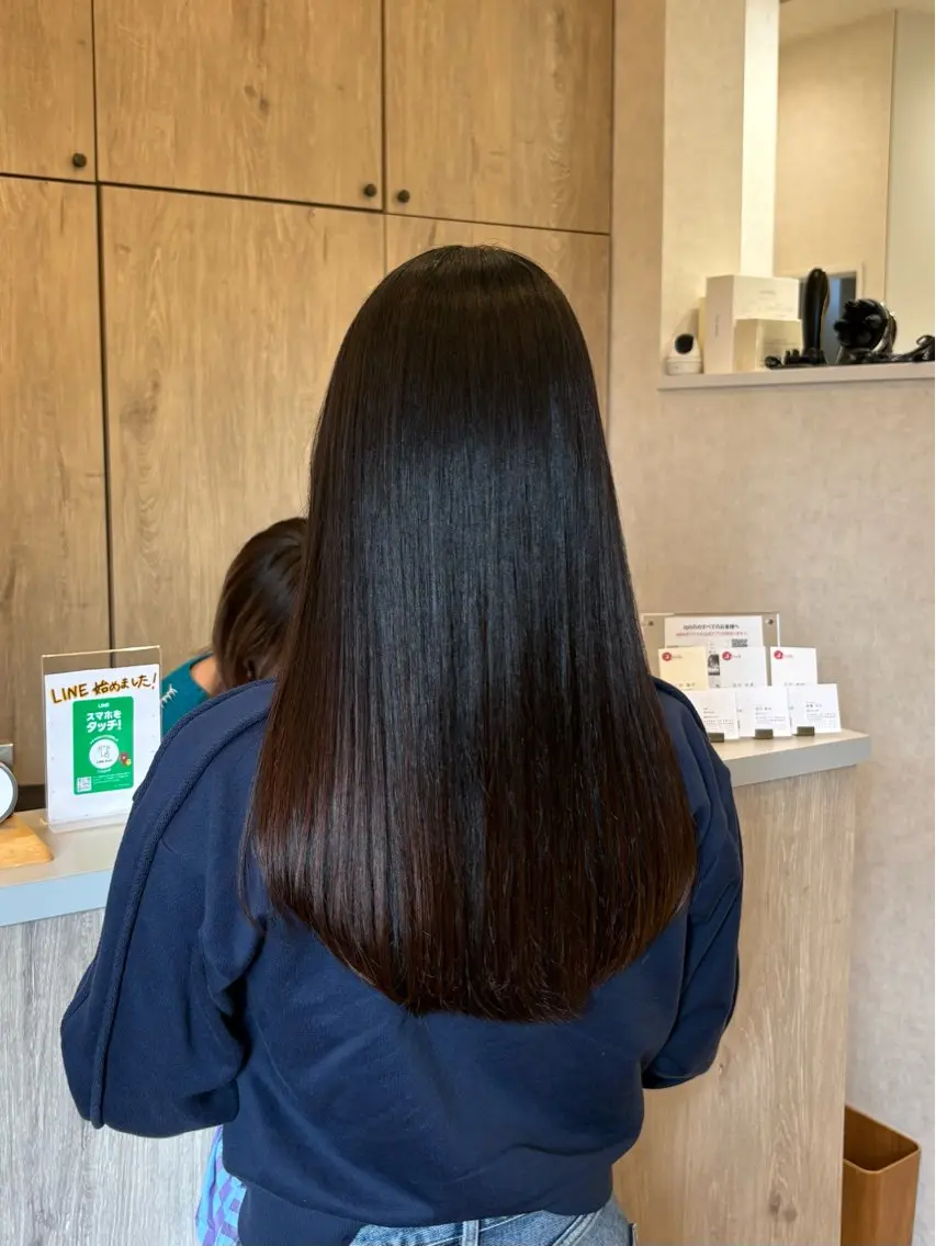 ロング パーマ トリートメント カット 縮毛矯正 トリートメント 透明感カラー🌿 moeのヘアスタイル