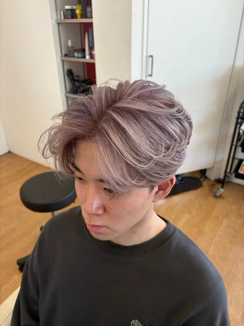 カラー メンズ ヘアカラー カラーモデル 期間限定/括人のヘアスタイル