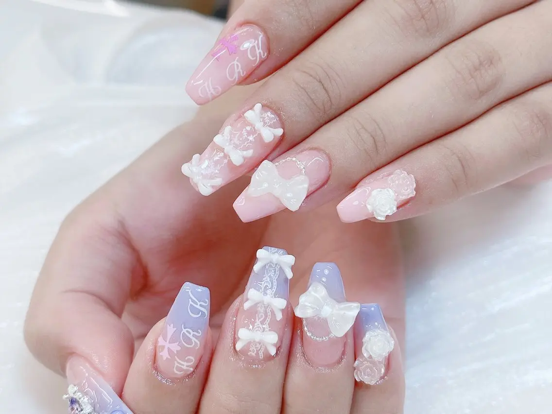 ネイル チークネイル 成人式 フレンチネイル グラデーション 氷ネイル・うるうるネイル ハンドネイル DUO   MI nail salonのネイルデザイン