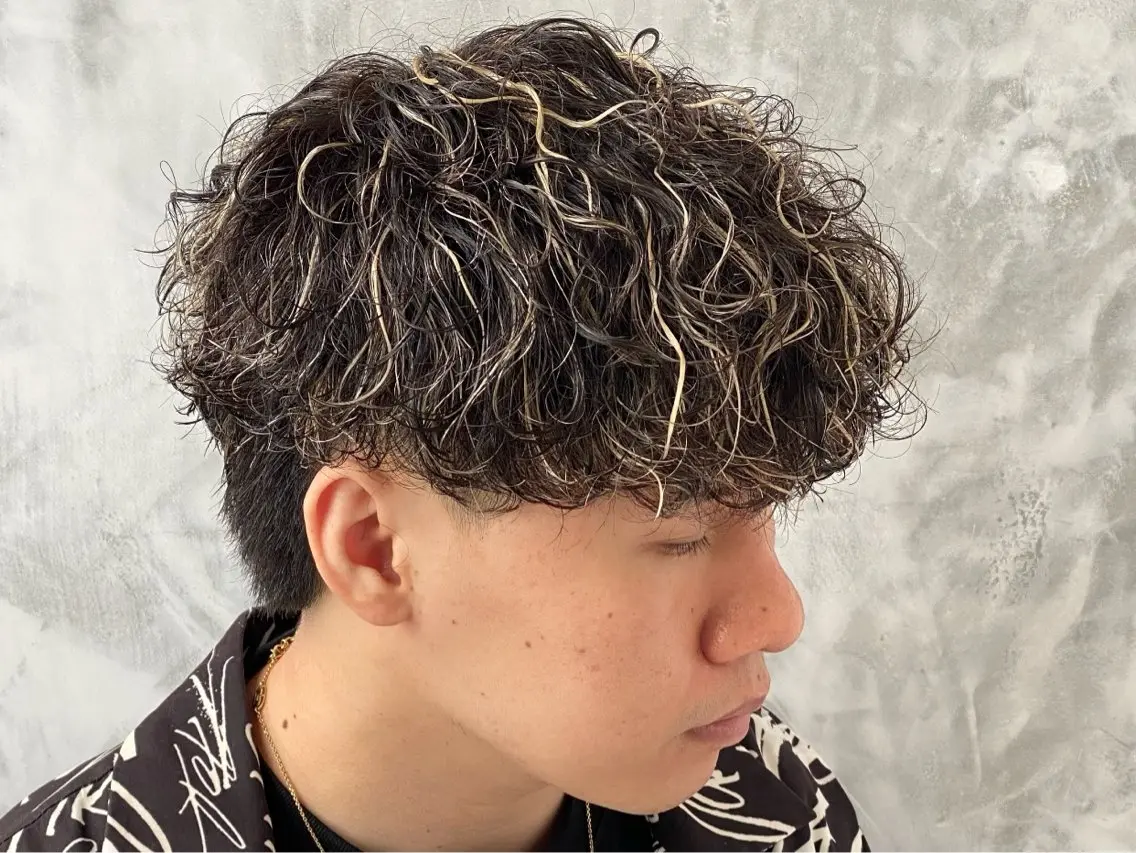【メンズ限定⚡️】カット+パーマ+ハイライト+トリートメントの写真