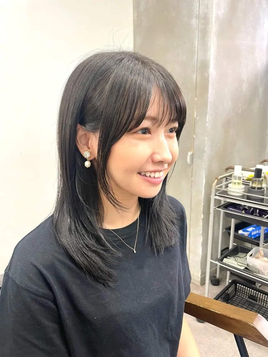 ミディアム カラー カット ヘアカラー トリートメント 色気レイヤー& ショートはお任せ🌟のヘアスタイル