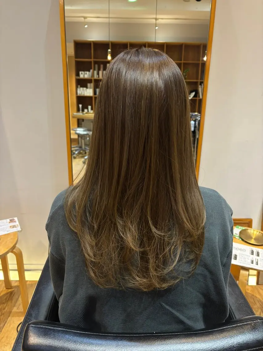 カラー 透明感カラー🩵 かのは🐰🪽のヘアスタイル