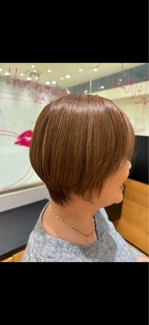 ショート カラー ブラウンカラー 中島 紗來のヘアスタイル